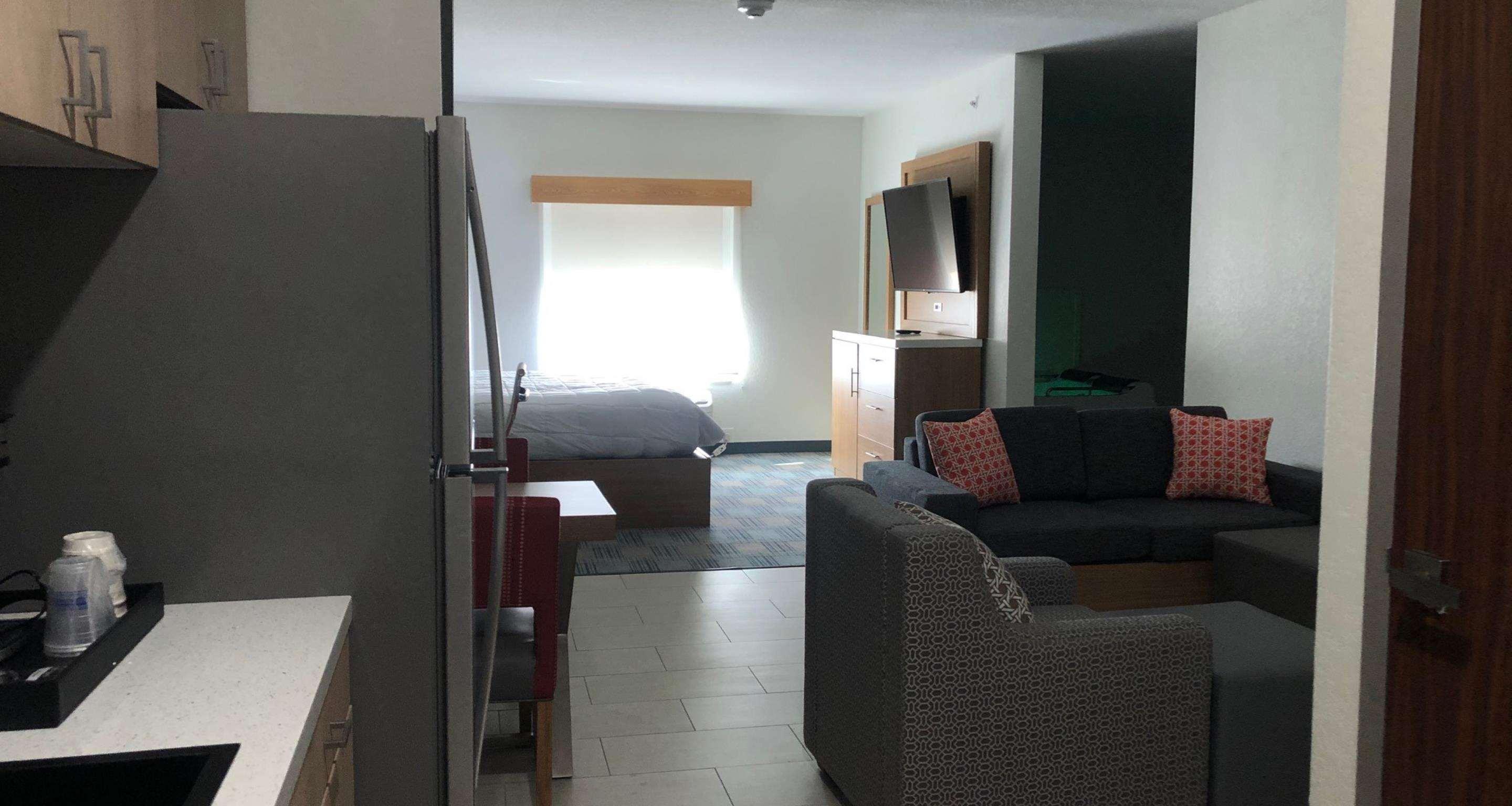 La Quinta Inn & Suites By Wyndham Coralville Iowa City Ngoại thất bức ảnh